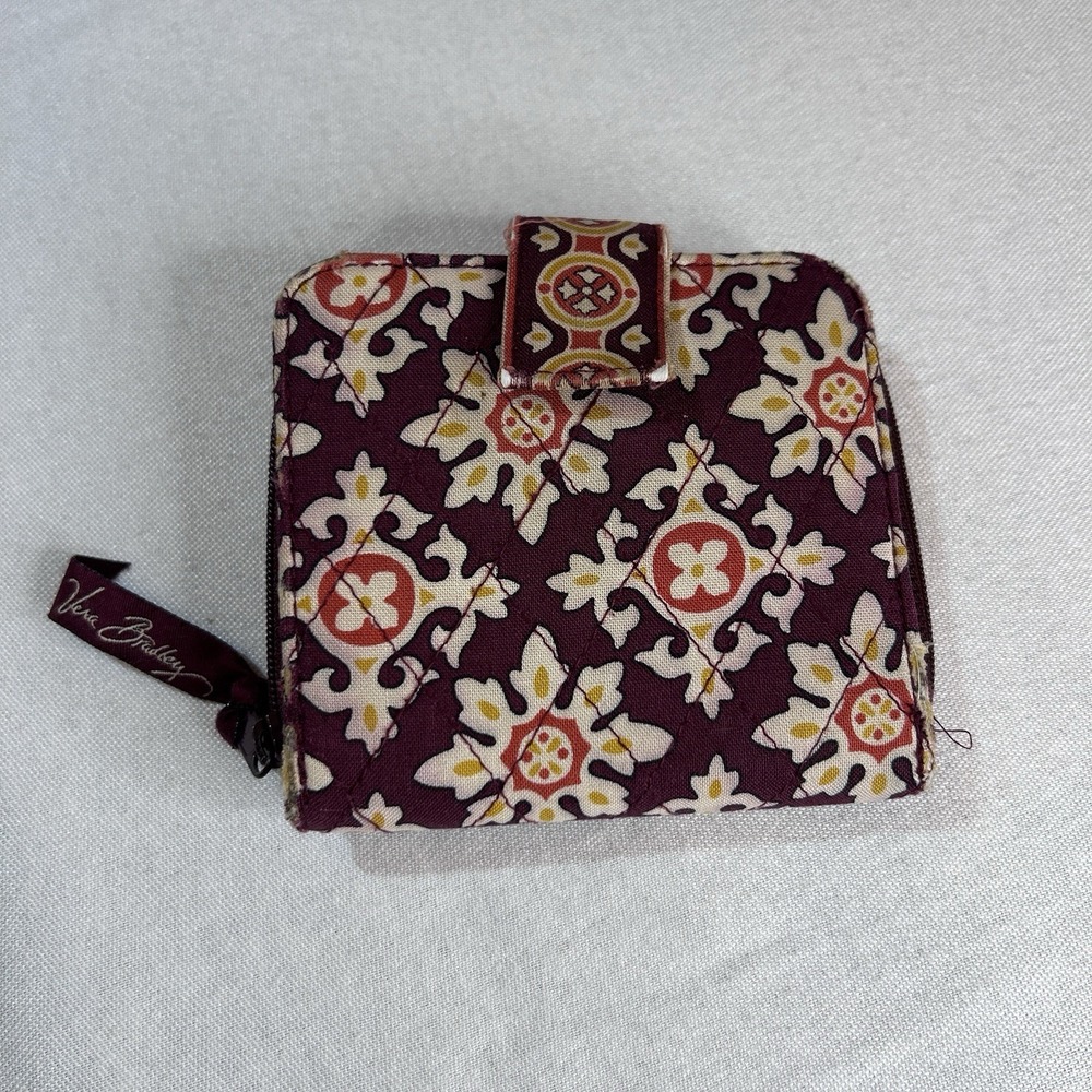 Small Vera Bradley Wallet Brown Medallion Fold Zipper License & Card Slots‎